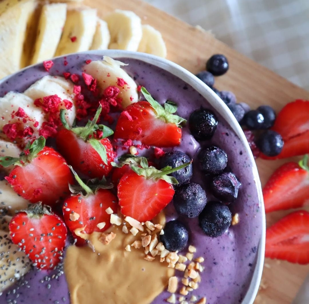 Antioxidant Rich Berry Smoothie Bowl
